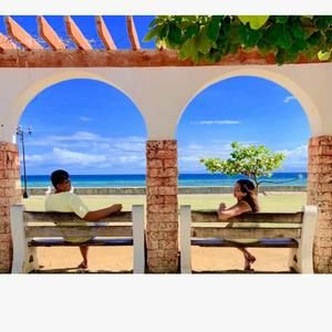 Meet your Posher, Carlo